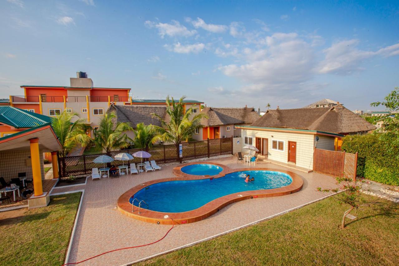 La Tua Villas Prampram Exterior photo